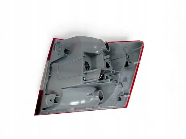 Luz trasera izquierda para Skoda Octavia III 13-16 image 5