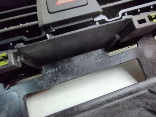 Bicos de ventilação central Audi A4 S4 8H1820902 image 10