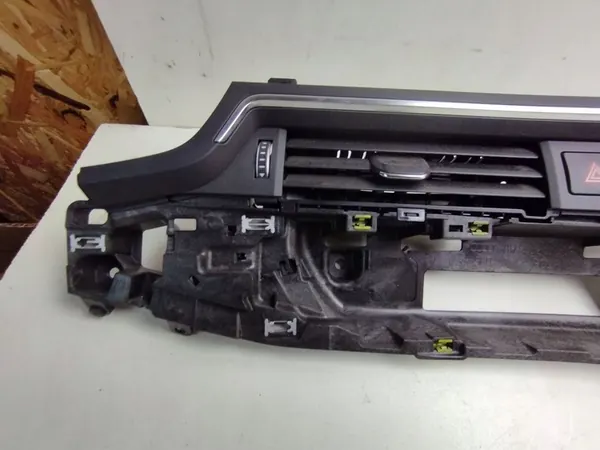 Bicos de ventilação central Audi A4 S4 8H1820902 image 4