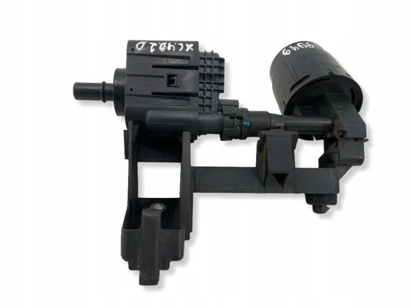 Volvo XC40 Koolstoffilter OEM 32203683 - Gebruikt image 3