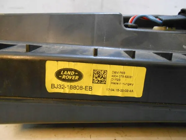Subwoofer OEM BJ3218808EB para Range Rover Evoque image 10