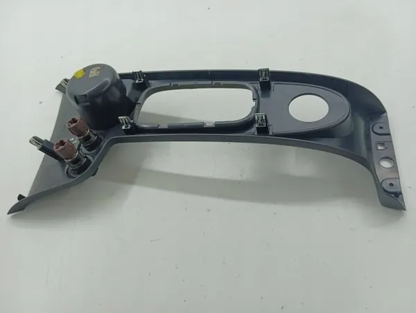 Saab 9-7X 2006 mittkonsoltrim OEM 15829446 image 6