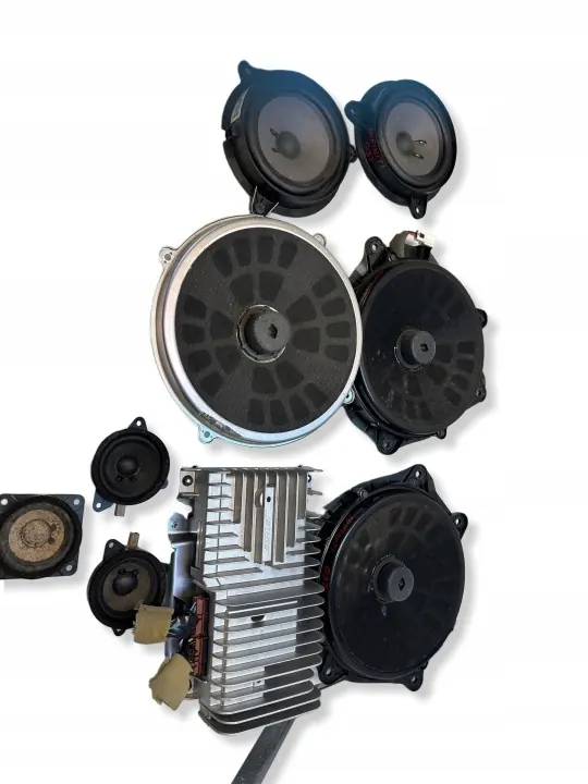 Infiniti G37 ovenkaiutin OEM 28060JK61A Bose image 2