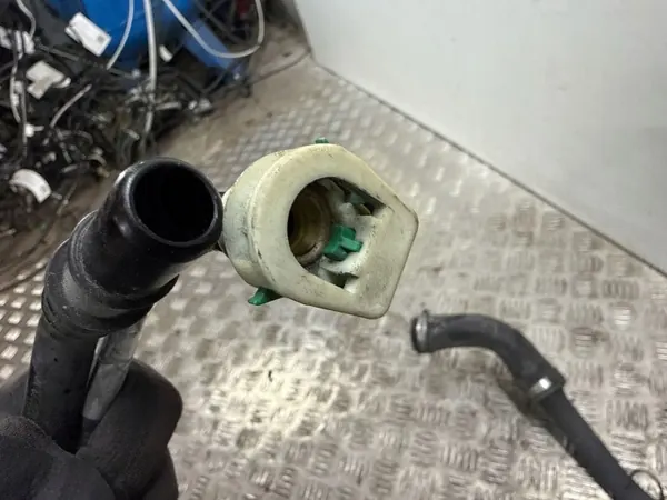 OEM 84044678 Bränsletanklock för Camaro 2018 image 7