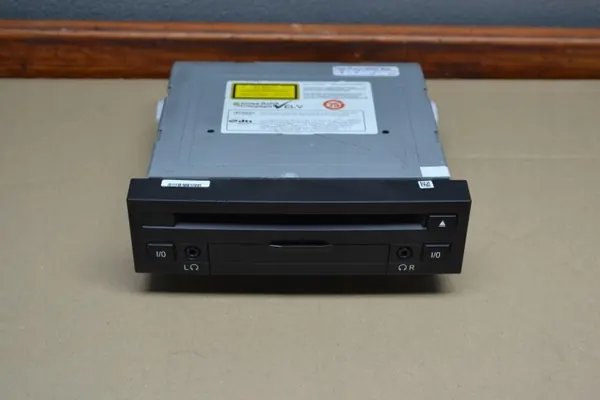 BMW OE 9273597 DVD-soitin F01 F02-malleille image 2