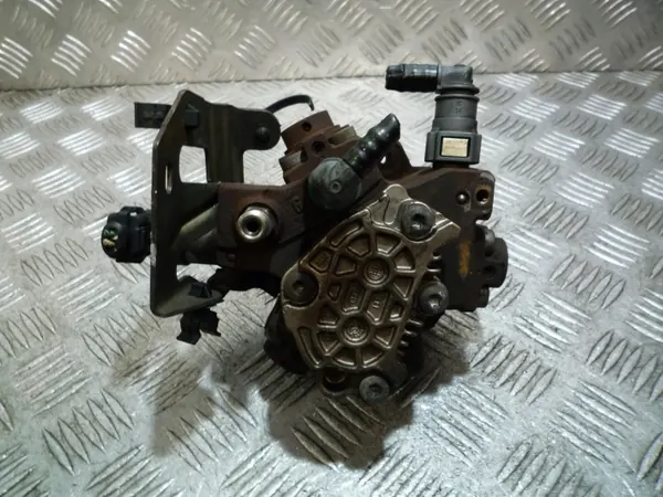 Bomba de inyección OEM DRC86004 para Peugeot 307 1.6 TDCI image 4