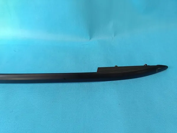 OEM 5NA860026A Oikea kattokaide VW Tiguan II:lle image 4