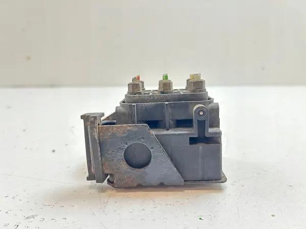 Bloco de válvula de suspensão pneumática traseira A2213270230 image 3