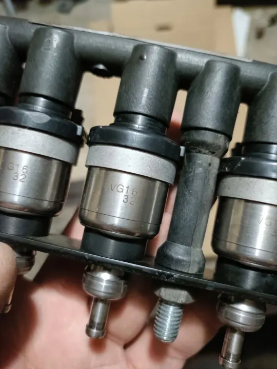 Gebrauchte Keihin Einspritzdüsen OEM KN-832CC 32CC Grün image 4