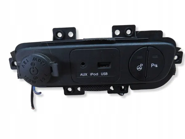 Prise AUX USB PDC Kia Sportage III OEM PRY3602 image 2