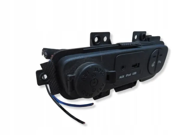 Prise AUX USB PDC Kia Sportage III OEM PRY3602 image 4