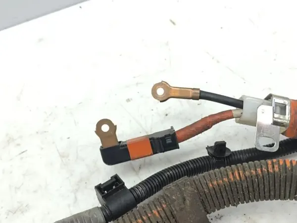 Cable batería Toyota Prius OEM 641730 - Usado image 6