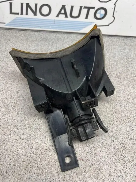Clignotant gauche OEM 155243 pour BMW 5 E34 Break image 4