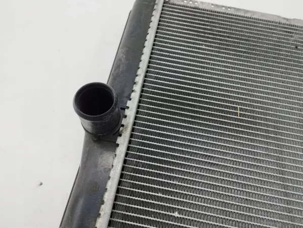 Radiateur d'eau Toyota OE OEM MF4221343070 image 5