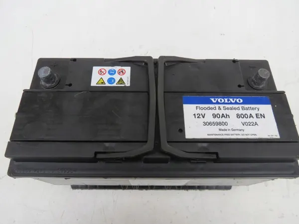 Bateria Volvo usada OEM 30659800, 1 Ah image 3
