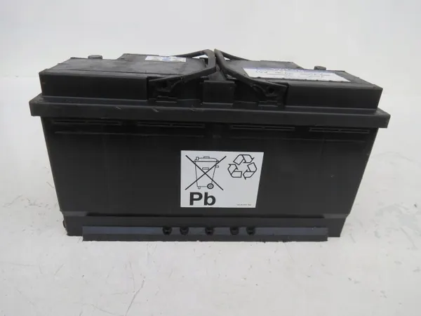 Bateria Volvo usada OEM 30659800, 1 Ah image 5