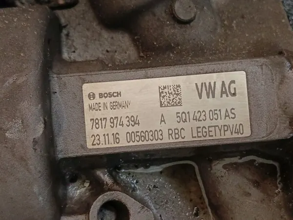 Caja de transferencia VAG usada OEM 5Q1423051AS image 3