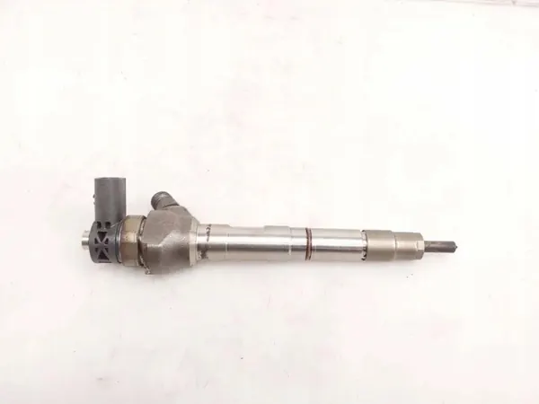 Audi 04L130277AE Einspritzdüse 2.0L Diesel 2015 image 2