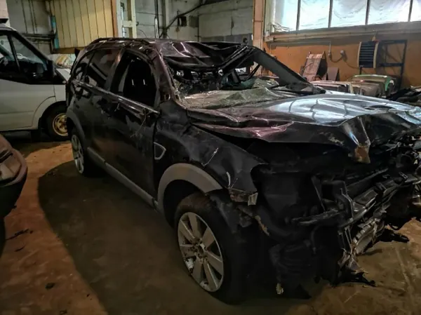 Colector de escape OEM 92068547 Chevrolet Captiva 3.2L image 4