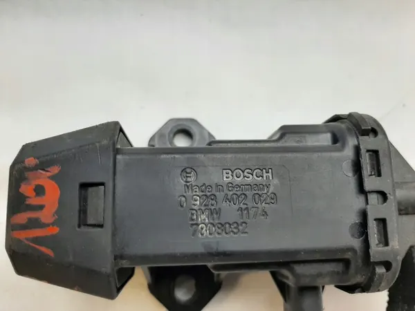 BMW E60 Vakuumventil image 4