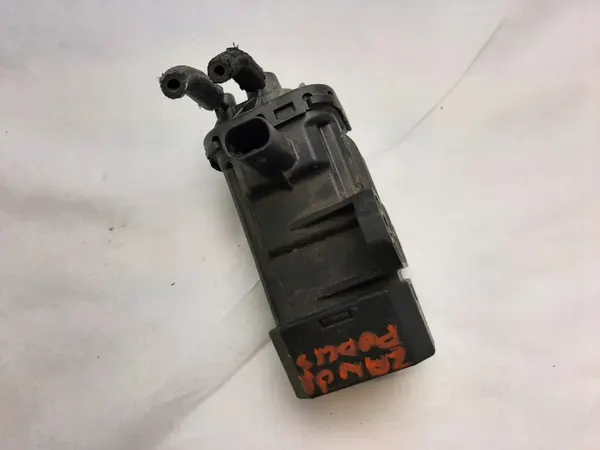 BMW E60 Vakuumventil image 5