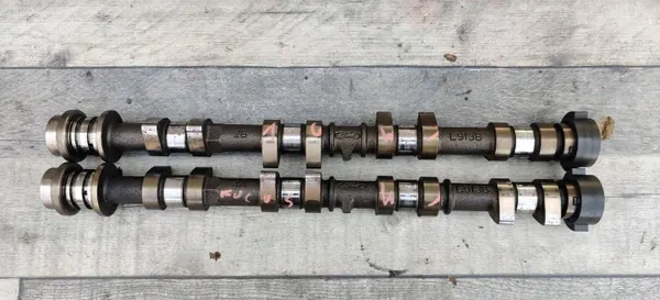 Kamaxel Ford Focus 2 OEM Focuc - Begagnad image 2