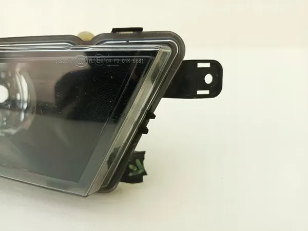 Faro Halógeno OEM 5E0941702E Derecho Delantero image 10