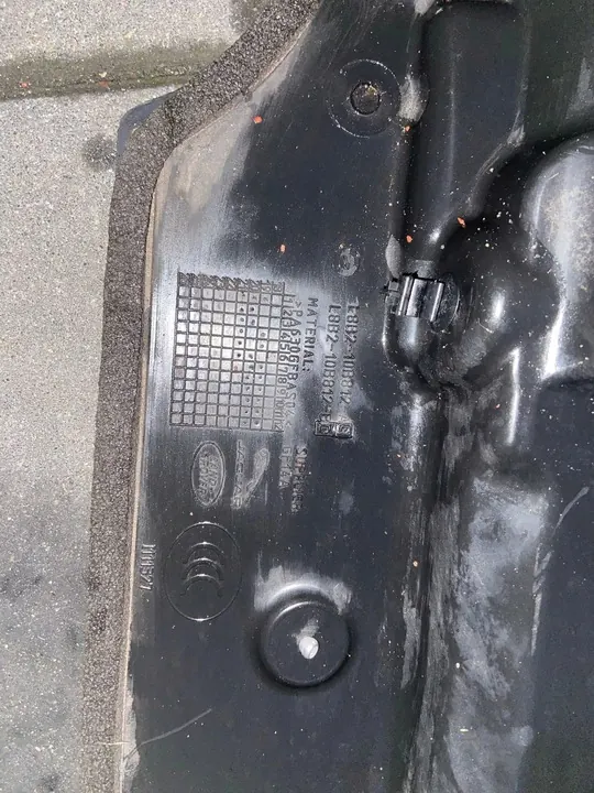 Parte do compartimento do motor Land Rover Defender L8B210B812AE image 2