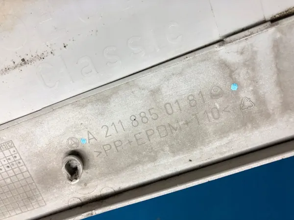 MERCEDES W211 2.2 CDI OM646 Supporto Paraurti image 4