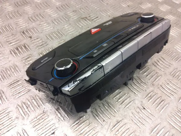 Hyundai Ioniq AC-ohjain OEM 97250G2750MB image 4