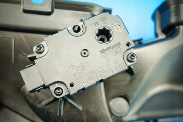 Codo de admisión OEM 4M1819724A para Audi Q7 SQ7 image 4