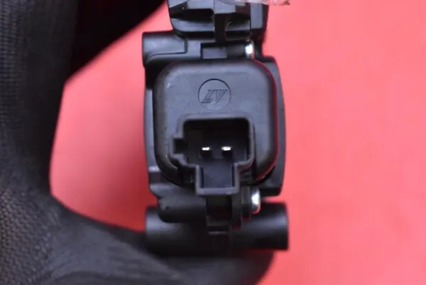 Motor de banco Tesla OEM 1493880-00-C Esquerda Traseira image 4