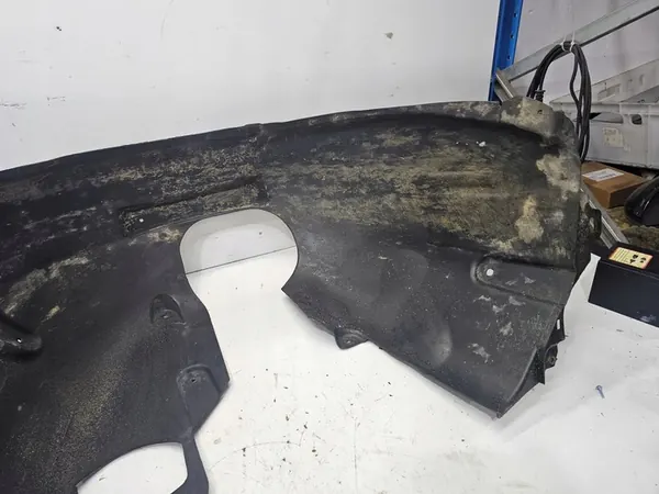 Left Front Plastic Wheel Arch Audi A3 8V image 3