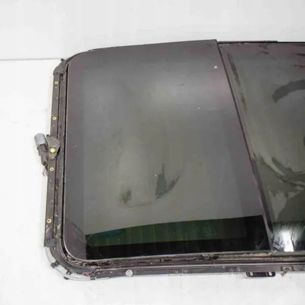 Motor de teto solar Audi Q7 OEM 4L0959591A - Usado image 3