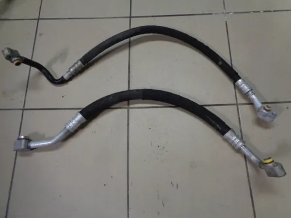 Ilmastointiputket Audi A6 C6 2.4 3.2 4F0260712R 4F0260701L image 6