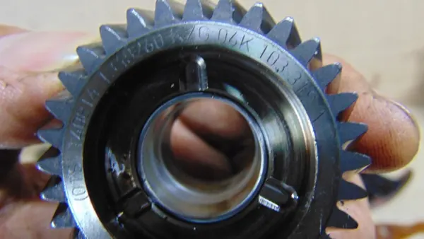Peça motor Audi OE 1.8tfsi cns usada image 4