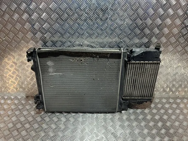Enfriador de Agua Intercooler Ventilador Renault Koleos II 1.6 DCI OEM image 2