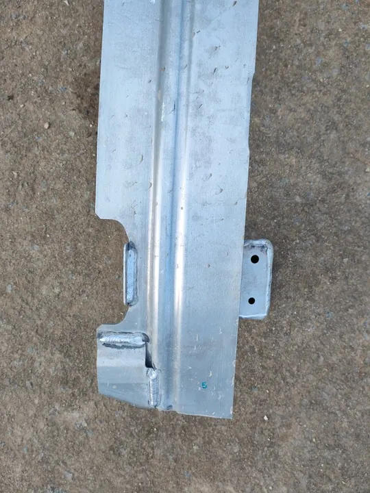 Puskimen Vahvistus Etu AUDI Q7 4M0807109C image 2