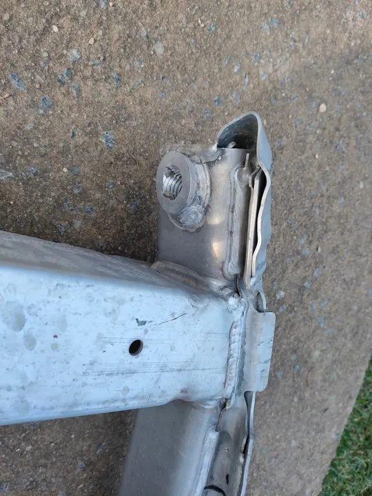 Puskimen Vahvistus Etu AUDI Q7 4M0807109C image 7