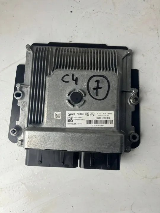 Moottorin ECU OEM 9818160080 Peugeot Citroen 1.2 THP image 2