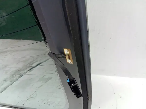 Gebrauchte BMW OE Heckscheibe JUR216807 für 4er image 8