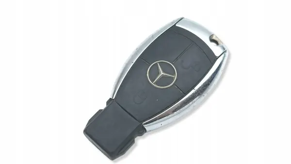 Clé ou carte Mercedes-Benz OEM AMD229609 pour C W204 image 2