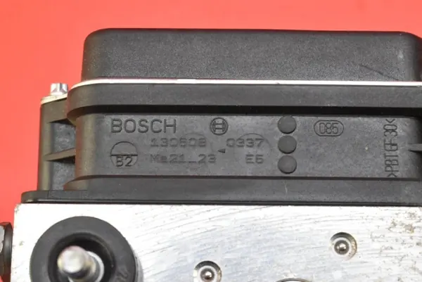 Pompe ABS OEM 9665363180 pour Peugeot 308 1.6 VTi image 9
