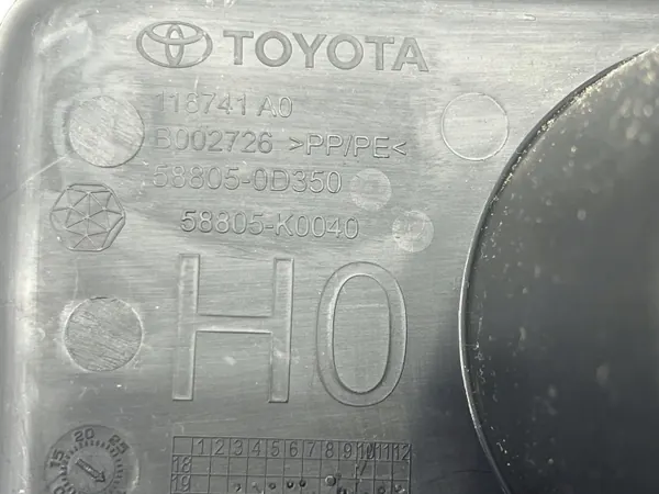 OEM 588050D350 Dryckeshållare för mittkonsol Yaris image 7