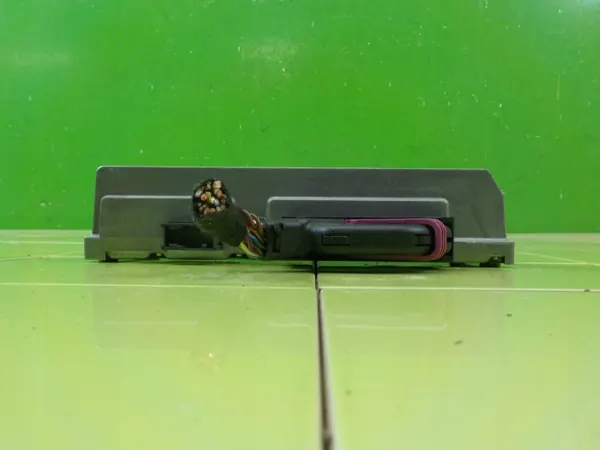 Bomba de dirección Audi OE 8T0035223AP - Usado image 3