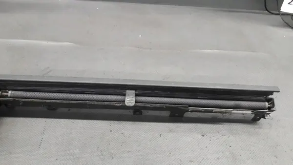 OEM 61980001 Vänster Dörrrulle BMW E61 HTL image 5