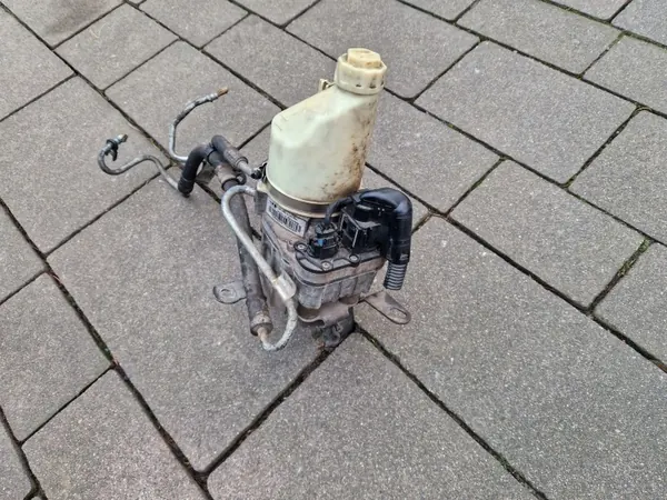 ZF Ohjauspumppu OEM 13276990 Opelille image 4