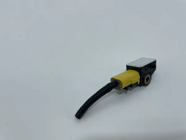 Conector sensor impacto OEM 77930-T5A-N011-M1 Honda Jazz IV image 5