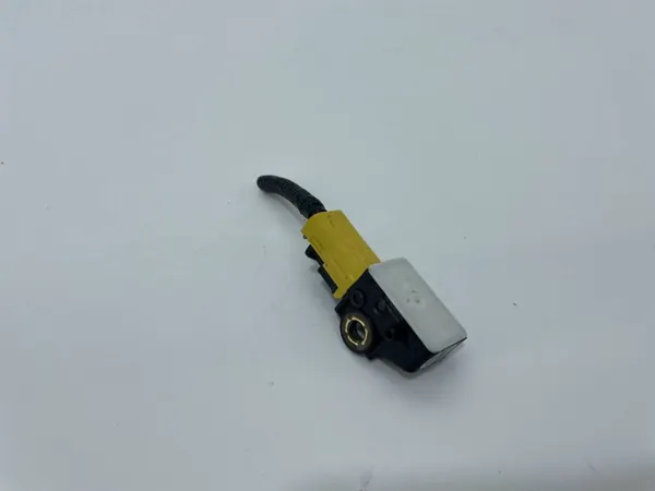 Conector sensor impacto OEM 77930-T5A-N011-M1 Honda Jazz IV image 6