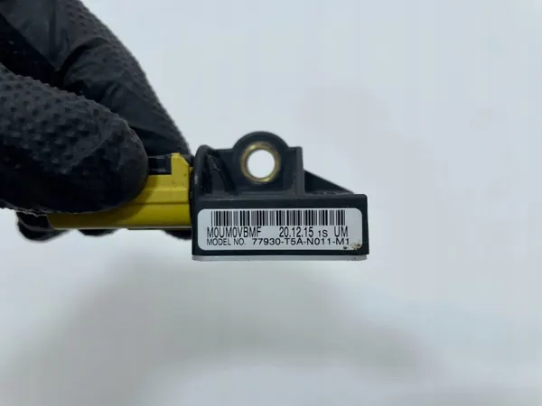 Conector sensor impacto OEM 77930-T5A-N011-M1 Honda Jazz IV image 9